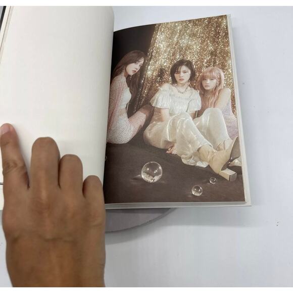 Twice Feel Special White Cover 8th Mini Album CD Lyric Booklet Photo Book - Picture 8 of 8